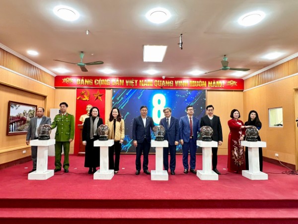 Xã Đại Thanh đưa Nghị quyết 57 của Bộ Chính trị vào cuộc sống bằng Trung tâm điều hành thông minh